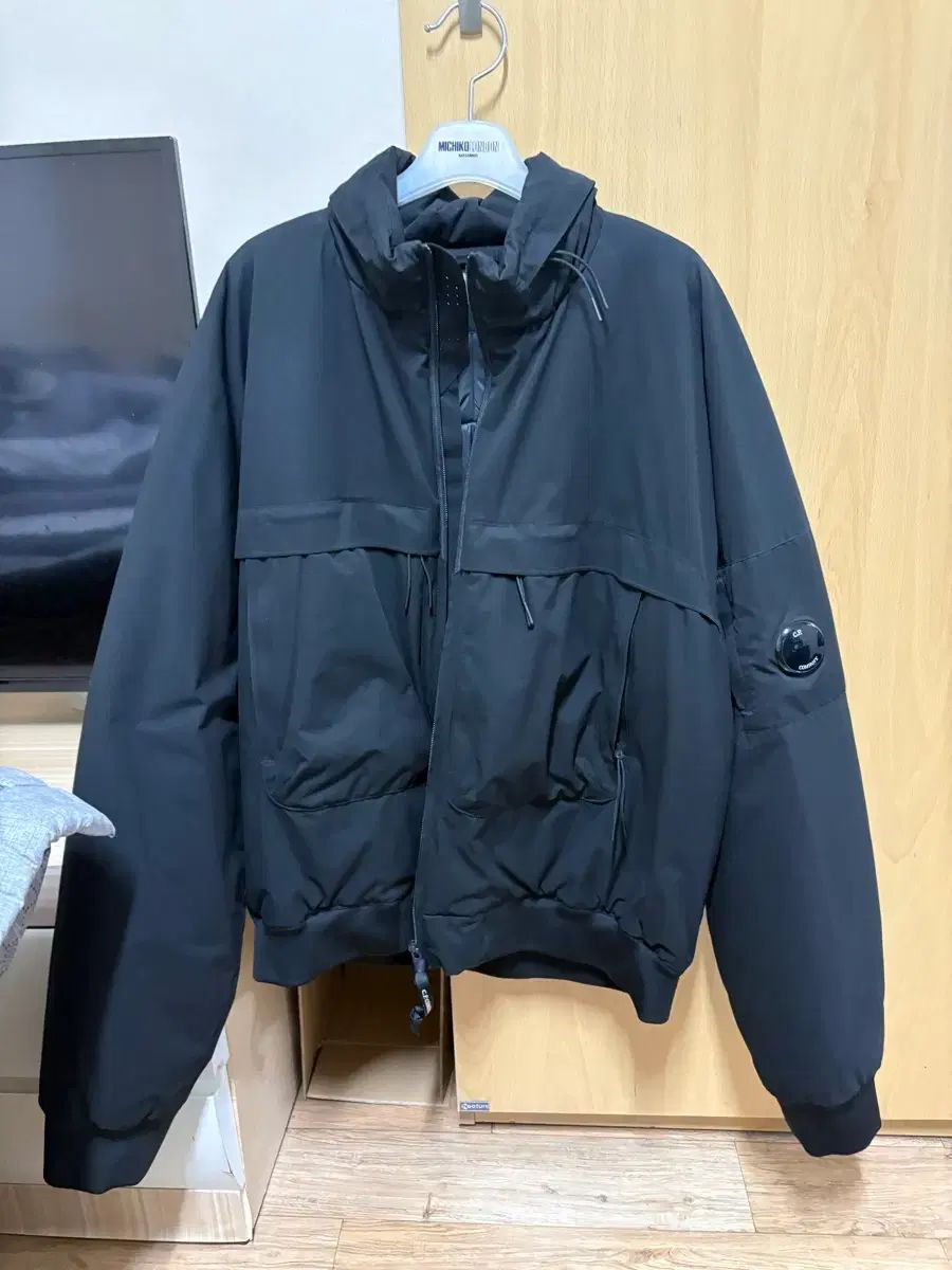 C P COMPANY プリマロフト ブルゾンダウン 105