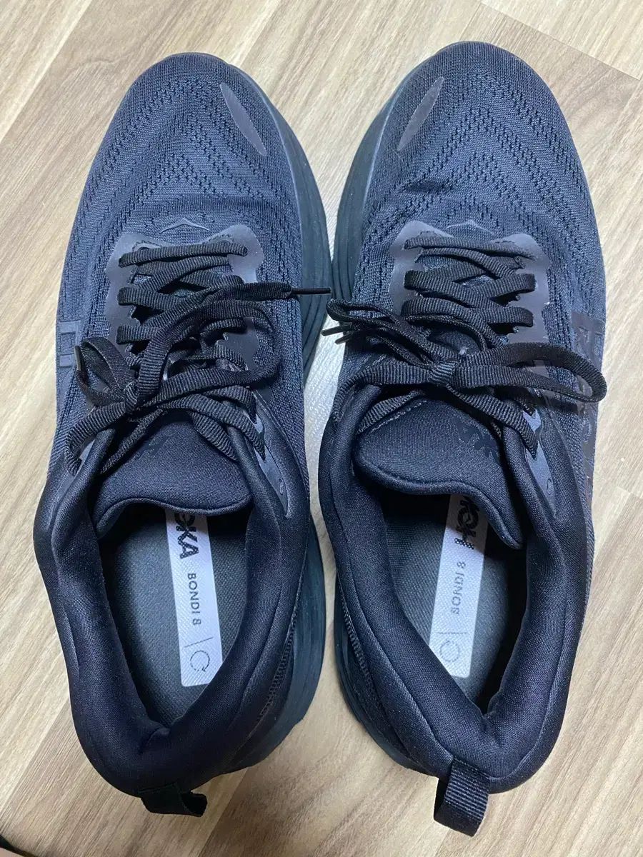 HOKA ONE ONE® ホカオネオネ ボンダイ8 ワイド