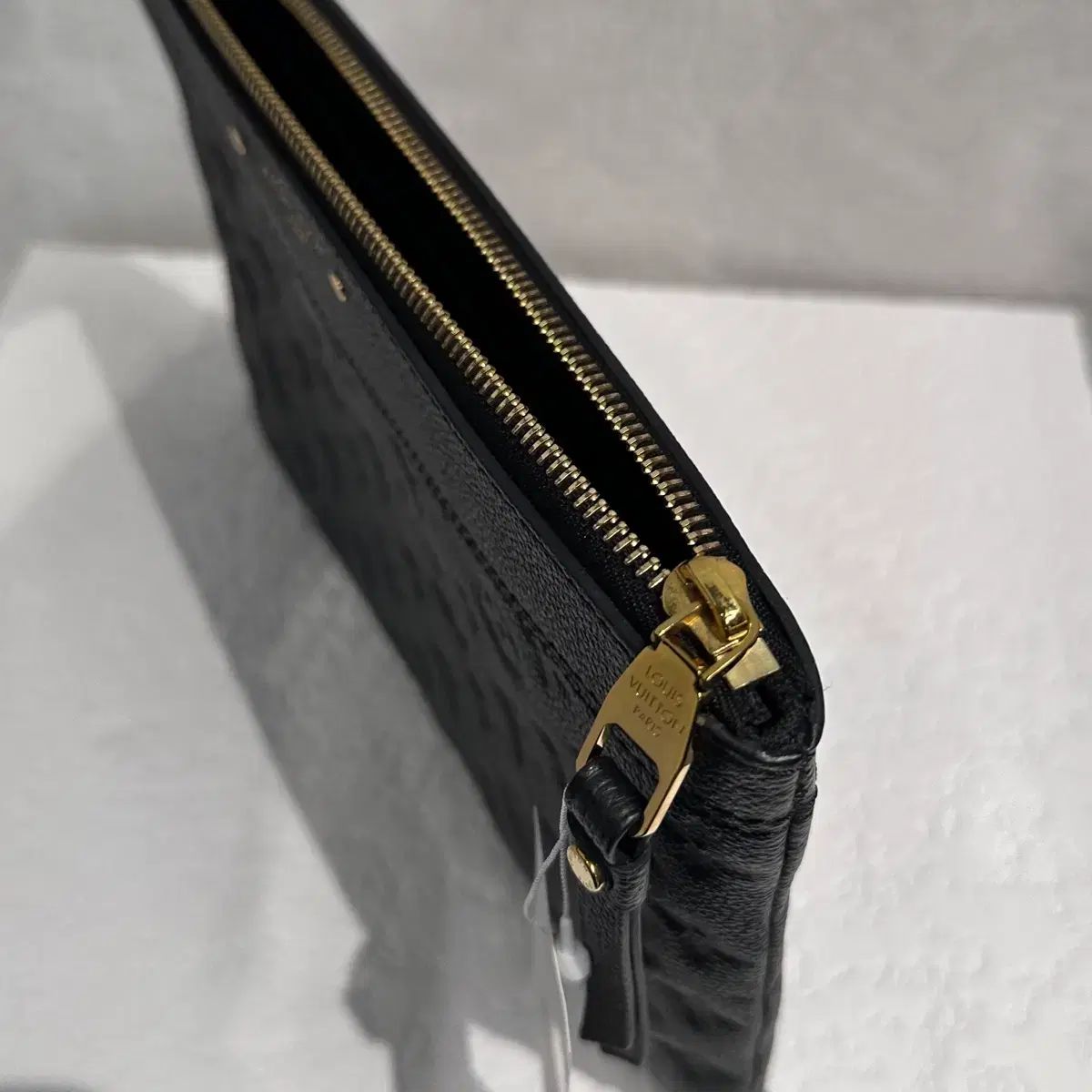 クラッチバッグ