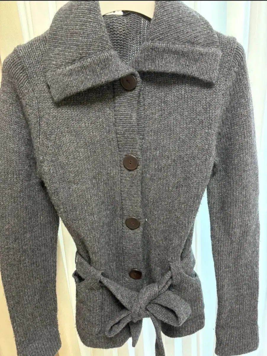 セオリー ベルト ニット カーディガン