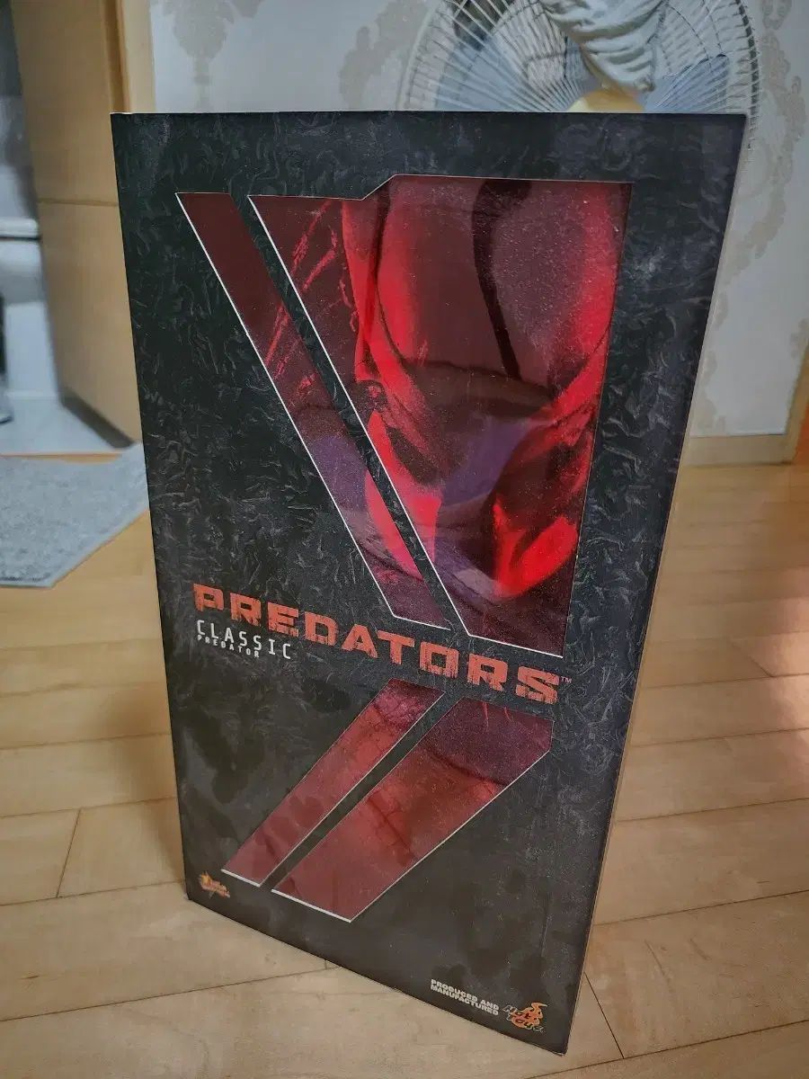 ホットトイズ プレデターズ Classic Predator