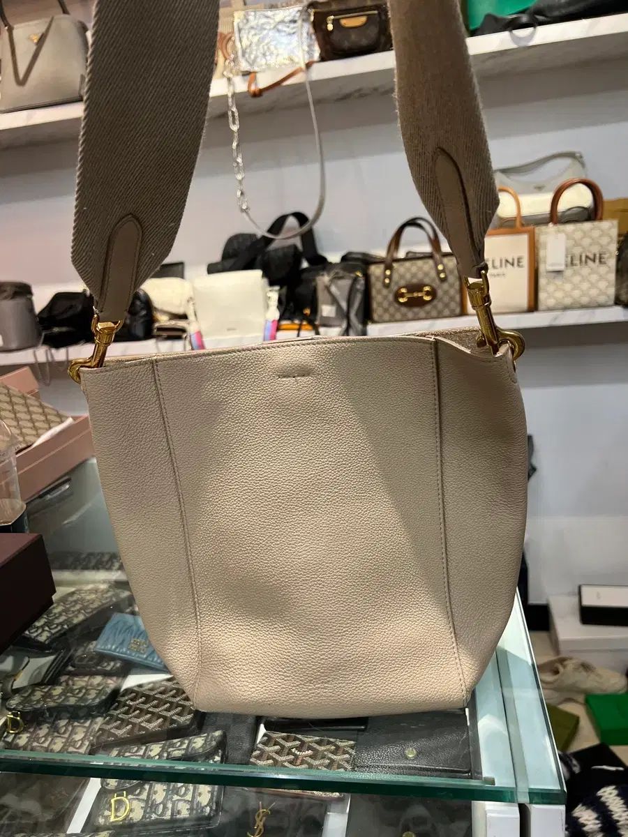 Celine セリーヌ サングルバッグ スモール ベージュ