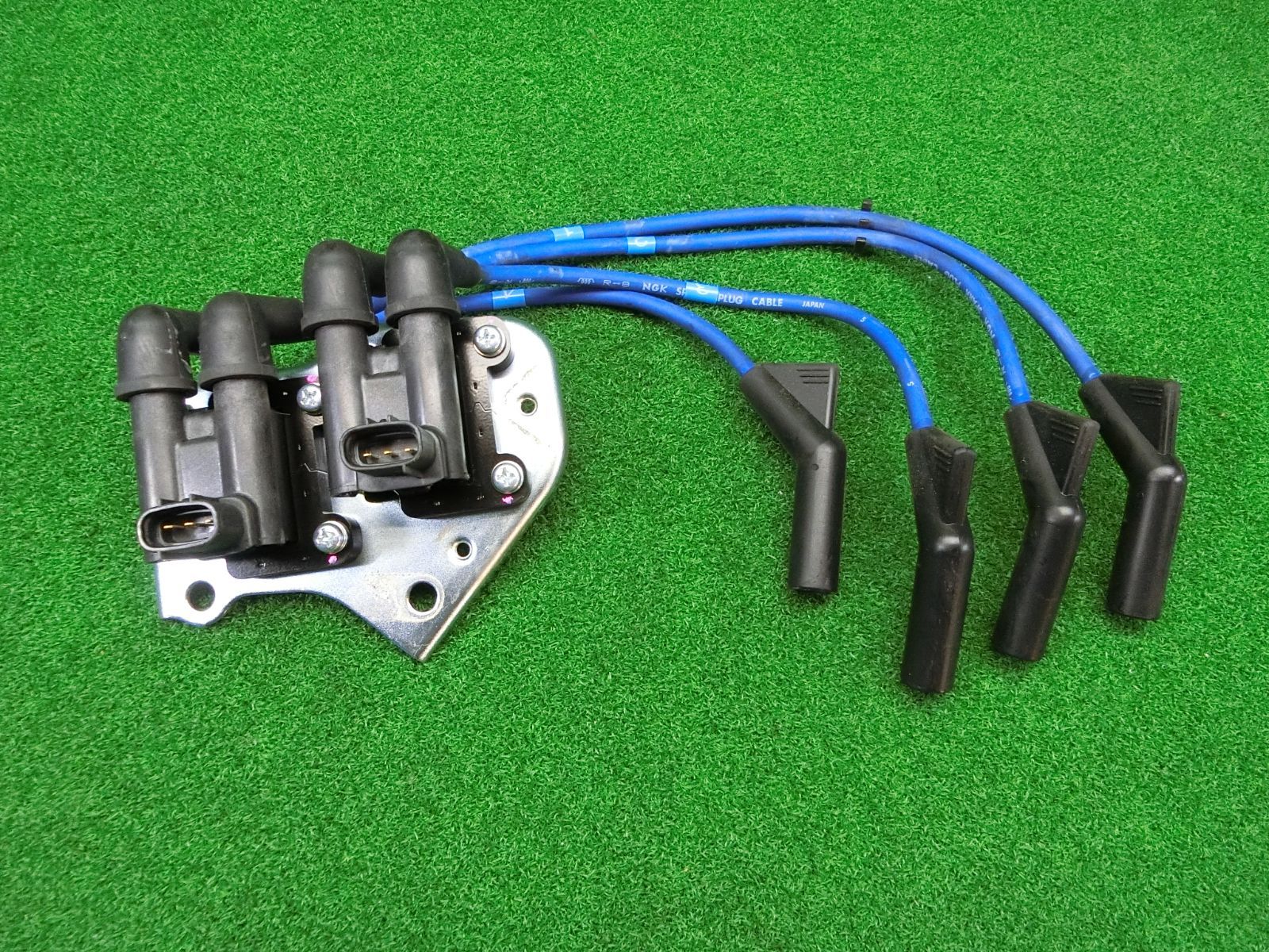 スバル　サンバー　イグニッションコイル 純正　TV1TV2 TT1 TT2 スバル純正部品サンバーTT1/TT2:TV1,TV2イグニッションコイルとコード