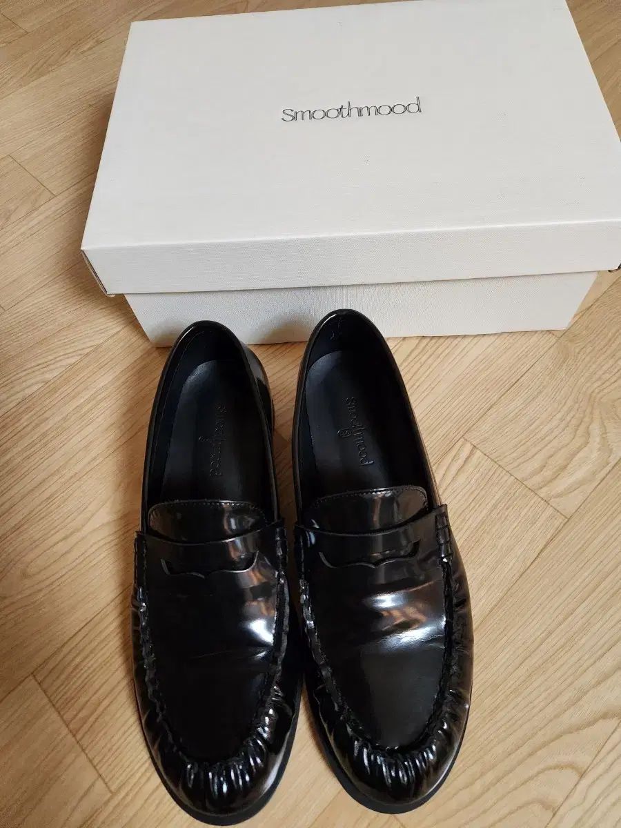 スムースムードローファー 245