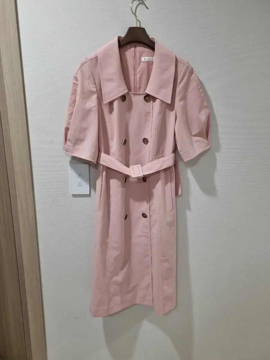 イッミシャ ピンク トレンチ ONE PIECE