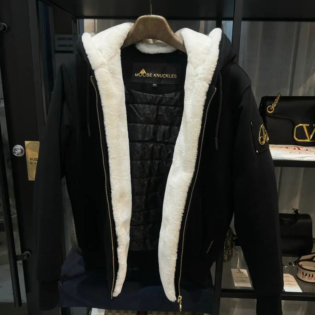 新モデル MOOSE KNUCKLES ゴールド BUNNY セーター レディース ブラック