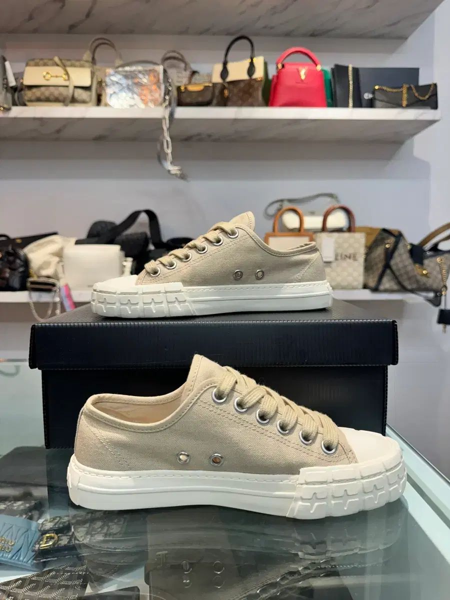 PRADA プラダ 三角ロゴ ギャバジン ホイール スニーカー ベージュ