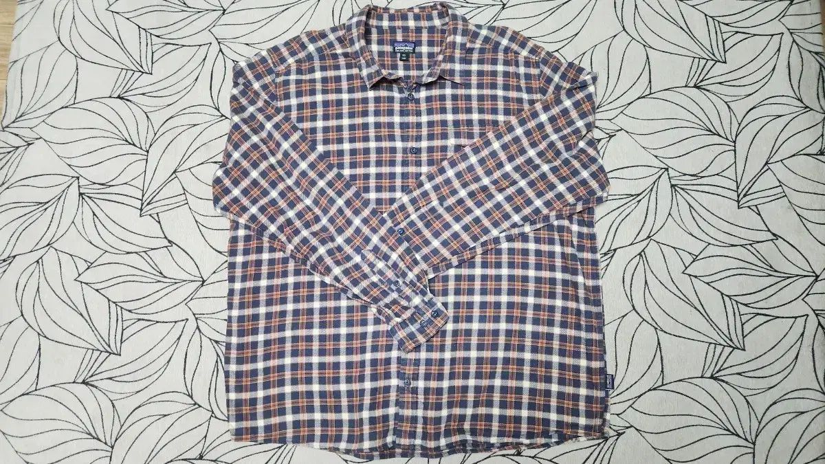 パタゴニア タン オーガニックコットンシャツ 110