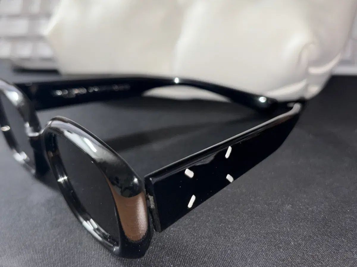 メゾンマルジェラ GENTLE MONSTER ジェントルモンスター コラボ サングラス mm 106