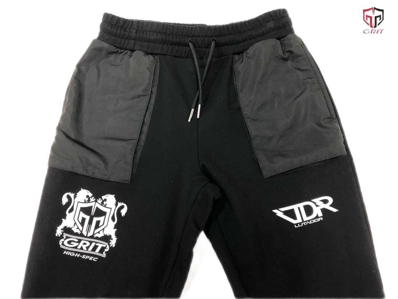 お値下げ中！【新品未使用】adidas SUPERSTAR 82 24.0cm ☆美品☆175/80R15-90Q☆17年☆ブリヂストン☆DM-V2☆