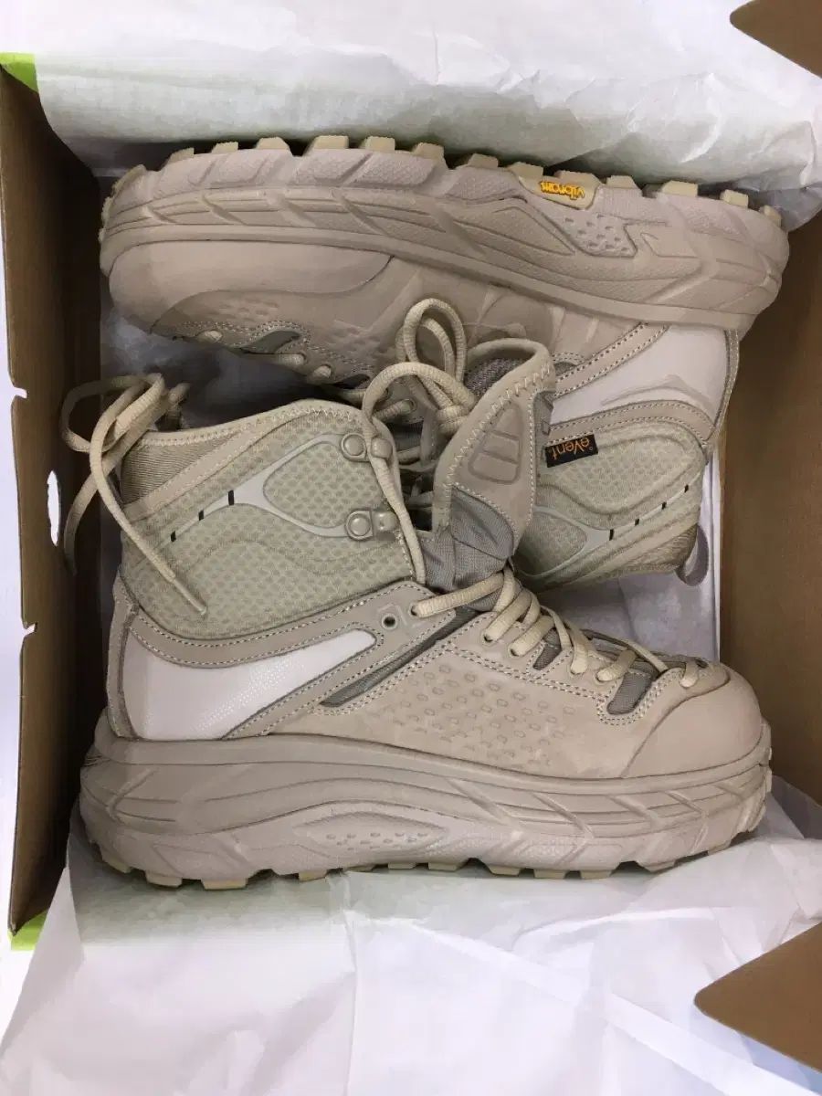 HOKA ONE トー ハイ 250 255 260 275