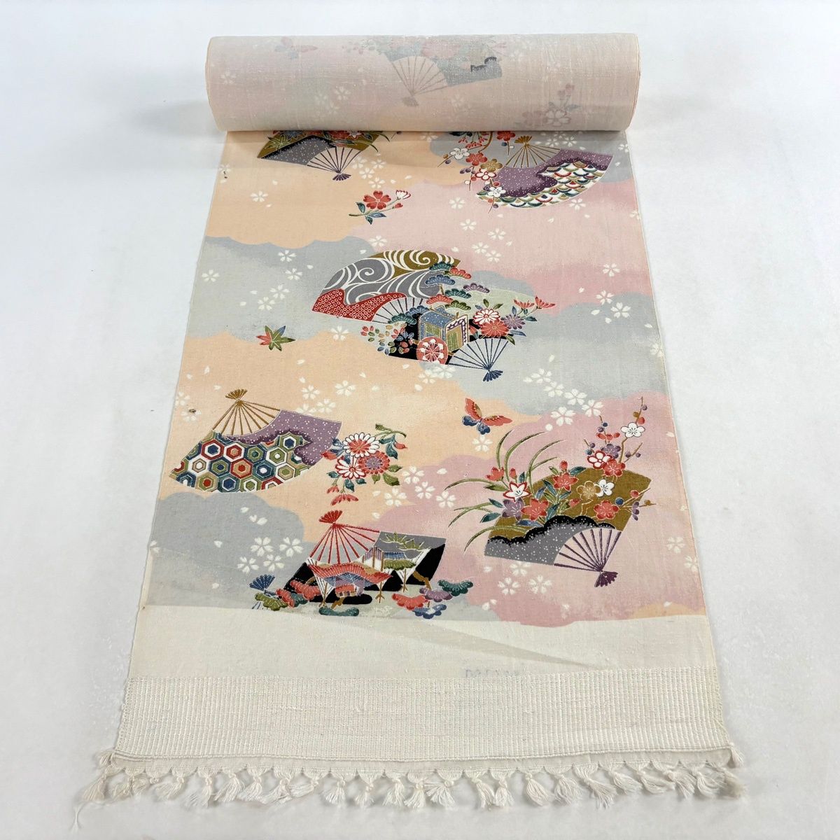 反物 秀品 小紋 紬地 扇 草花 ピンクベージュ 正絹