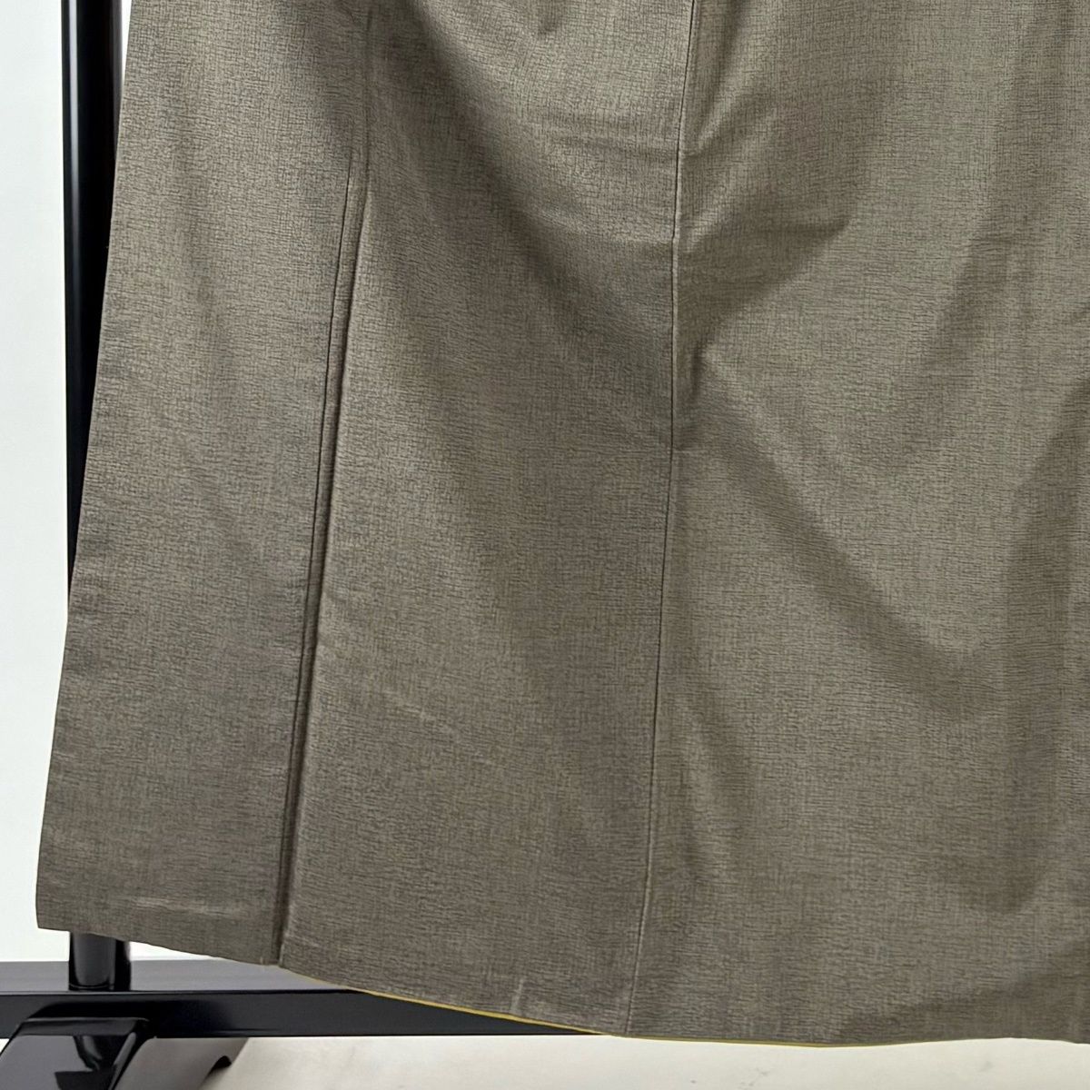 小紋 身丈161 cm 裄丈67.5 L 袷 袋帯セット 大島紬地 屋久杉染 証紙 幾何学模様 灰緑 正絹 名品