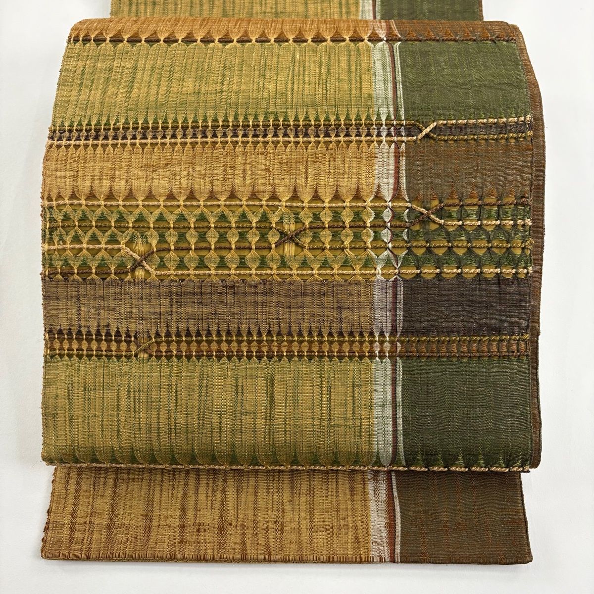 袋帯　渡文　金糸 袋帯 名品 渡文 落款 草花 花唐草 金糸 箔 灰紫 六通 正絹 【中古