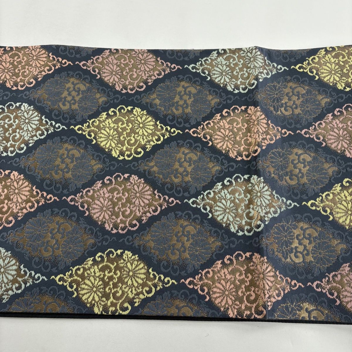 袋帯 名品 菊唐草 菱 唐織 箔 青灰色 六通 正絹 【中古】 - メルカリ