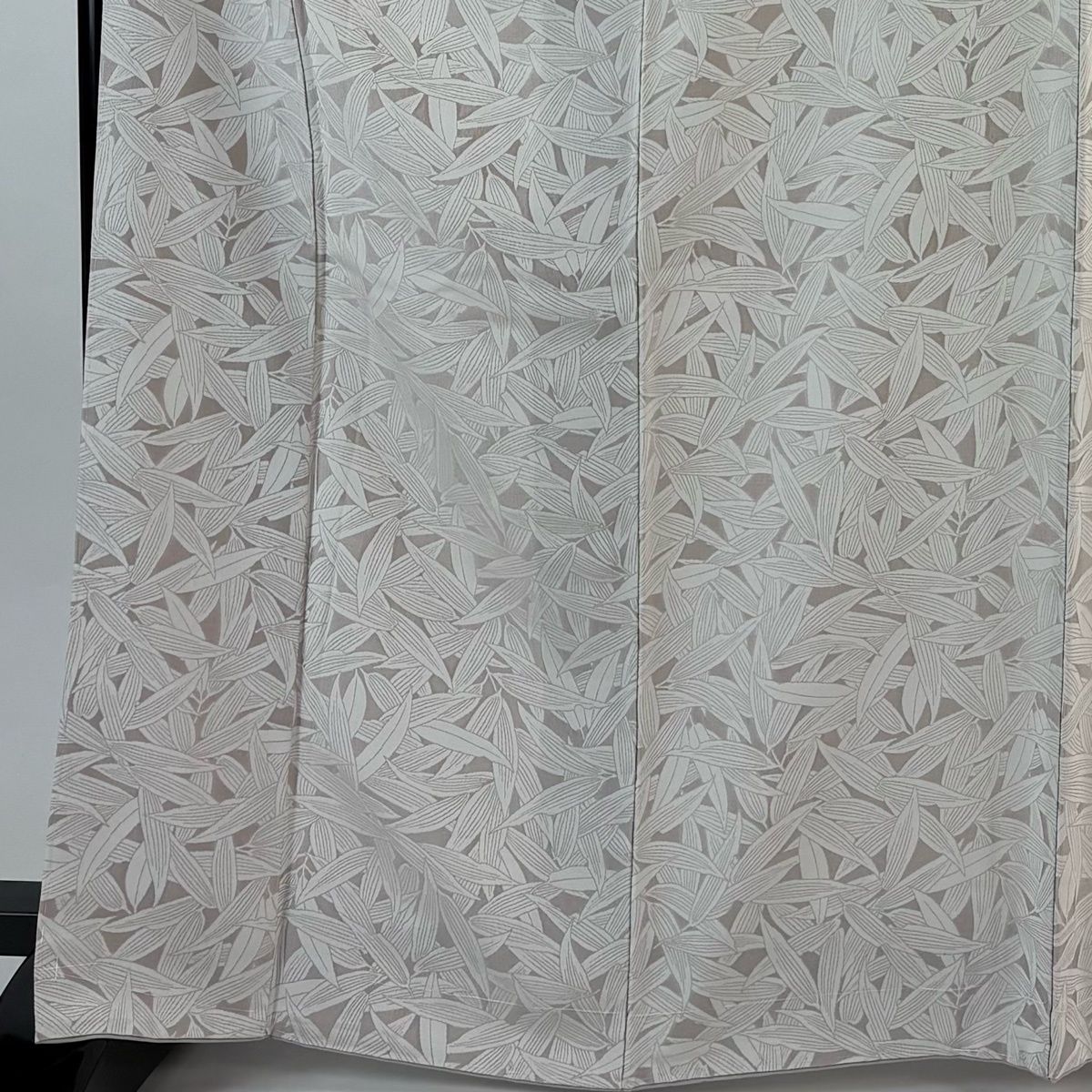 お召 身丈167.5 cm 裄丈63.5 S 袷 葉柄 薄小豆 正絹