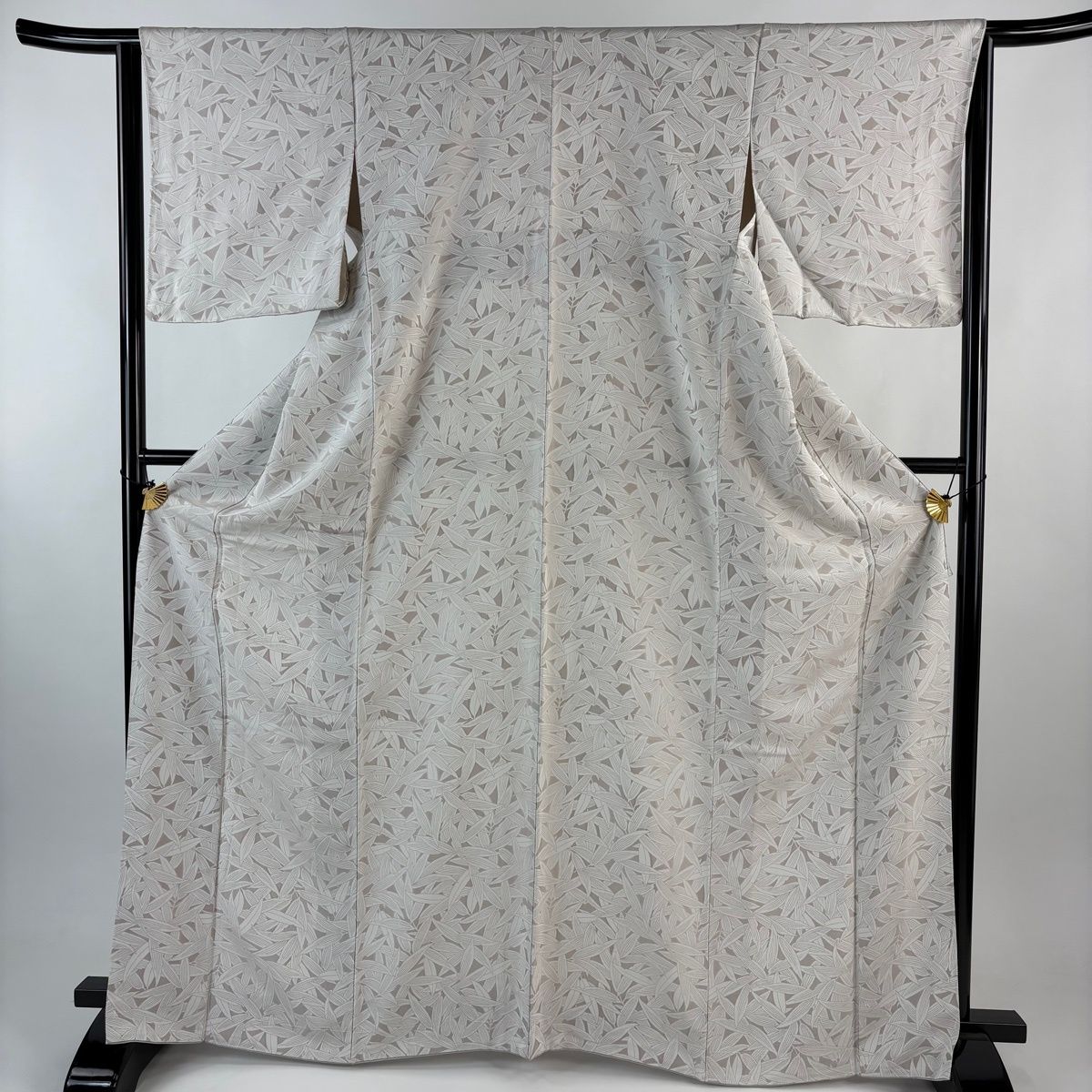 お召 身丈167.5 cm 裄丈63.5 S 袷 葉柄 薄小豆 正絹