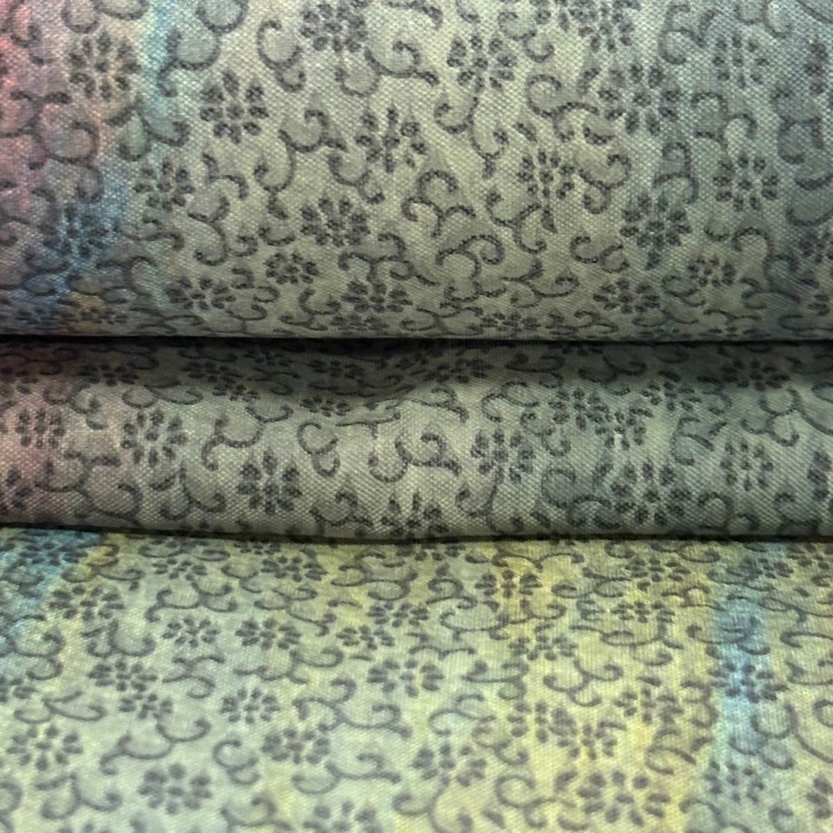 美品】 袋帯 逸品 山岡古都 落款 リバーシブル 花唐草 染め分け ぼかし