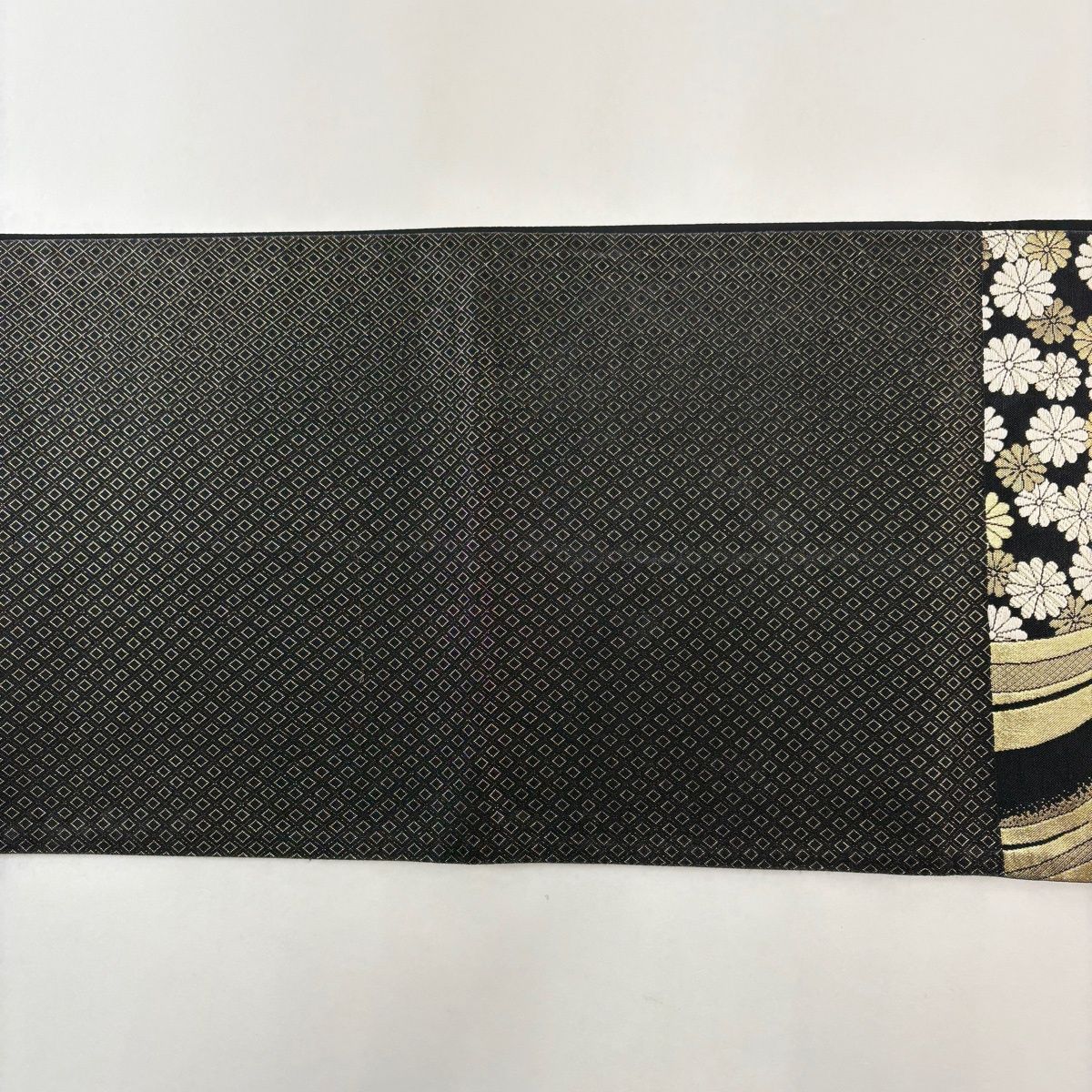 袋帯 秀品 桜 流水 金糸 箔 黒 六通 正絹 【中古】 - メルカリ