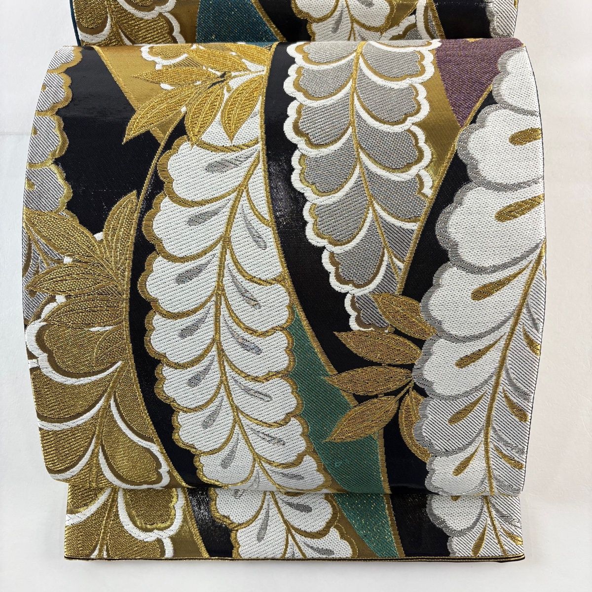 袋帯 秀品 振袖向き 草花 金銀糸 箔 黒 六通 正絹