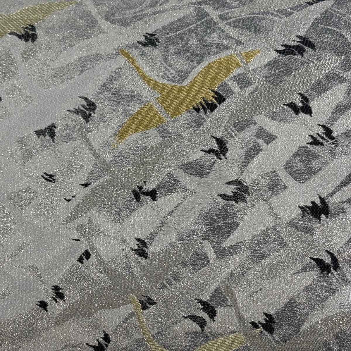 袋帯 秀品 鶴 波頭 金糸 箔 灰色 お太鼓柄 正絹
