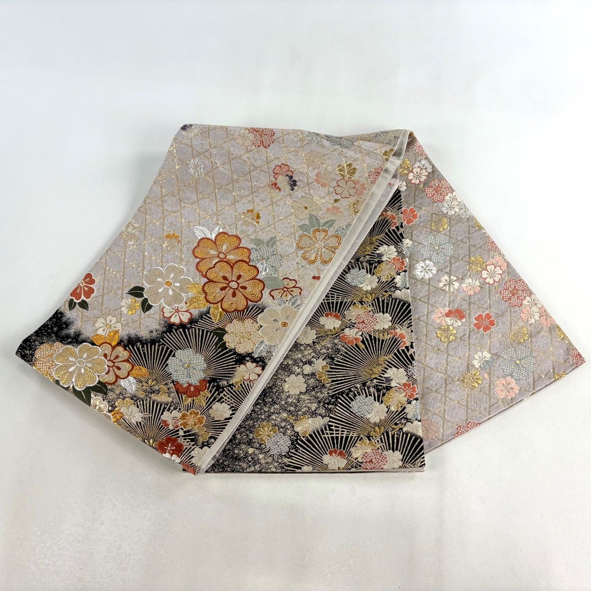 刺繍 袋帯 お太鼓柄 金糸 正絹 袋帯 秀品 桜 若松 金銀糸 箔 ベージュ お太鼓柄 正絹 【中古】 - メルカリ