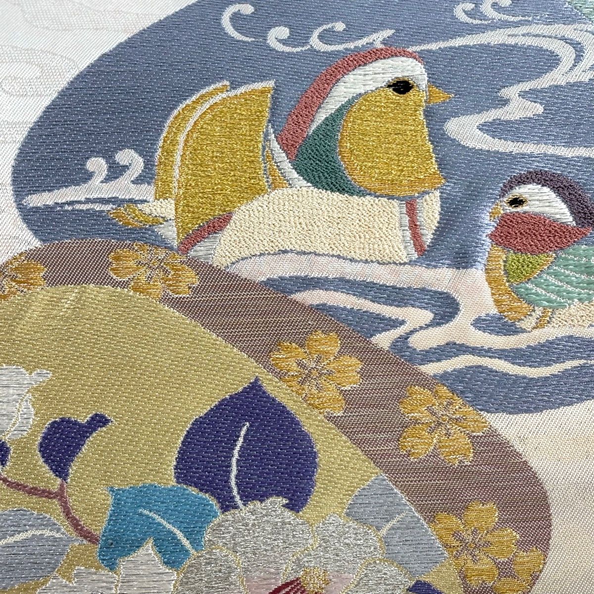 袋帯 秀品 鴛鴦 貝合わせ 金銀糸 箔 ベージュ お太鼓柄 正絹