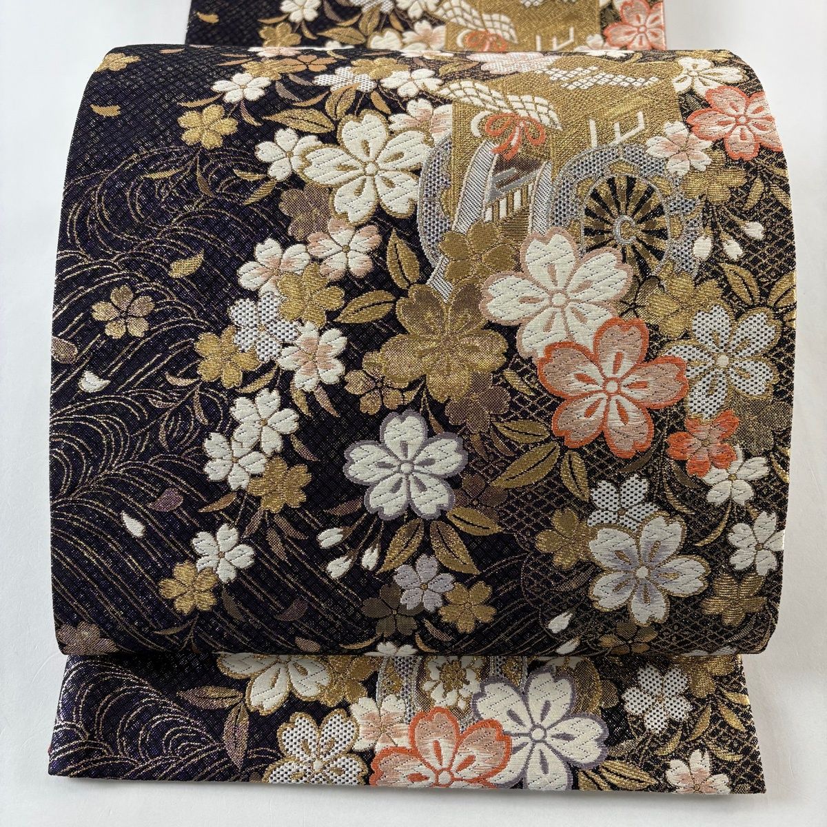 袋帯 秀品 やまと 御所車 桜 金銀糸 箔 濃紫 六通 正絹