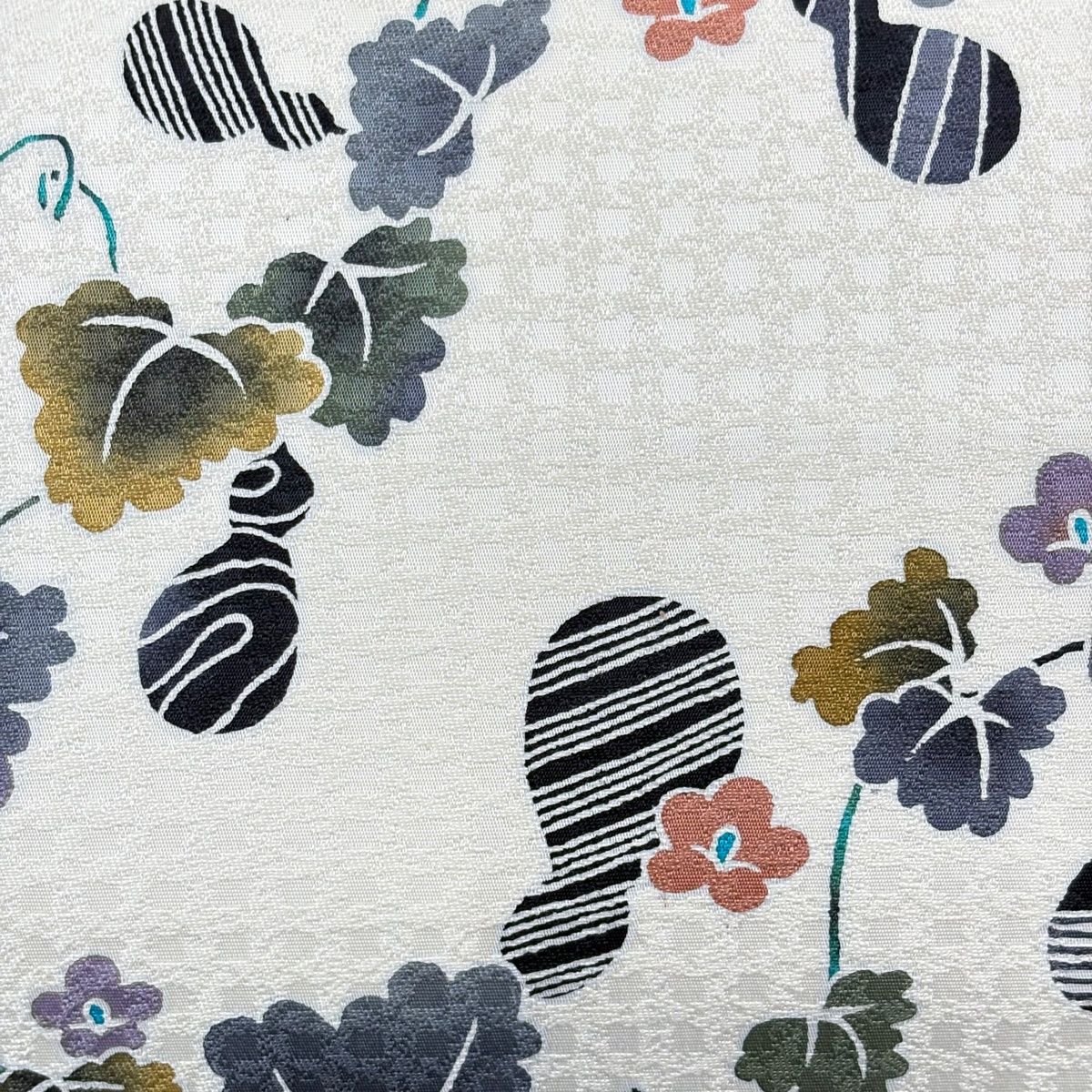 袋帯 秀品 落款 瓢箪 草花 白 お太鼓柄 正絹