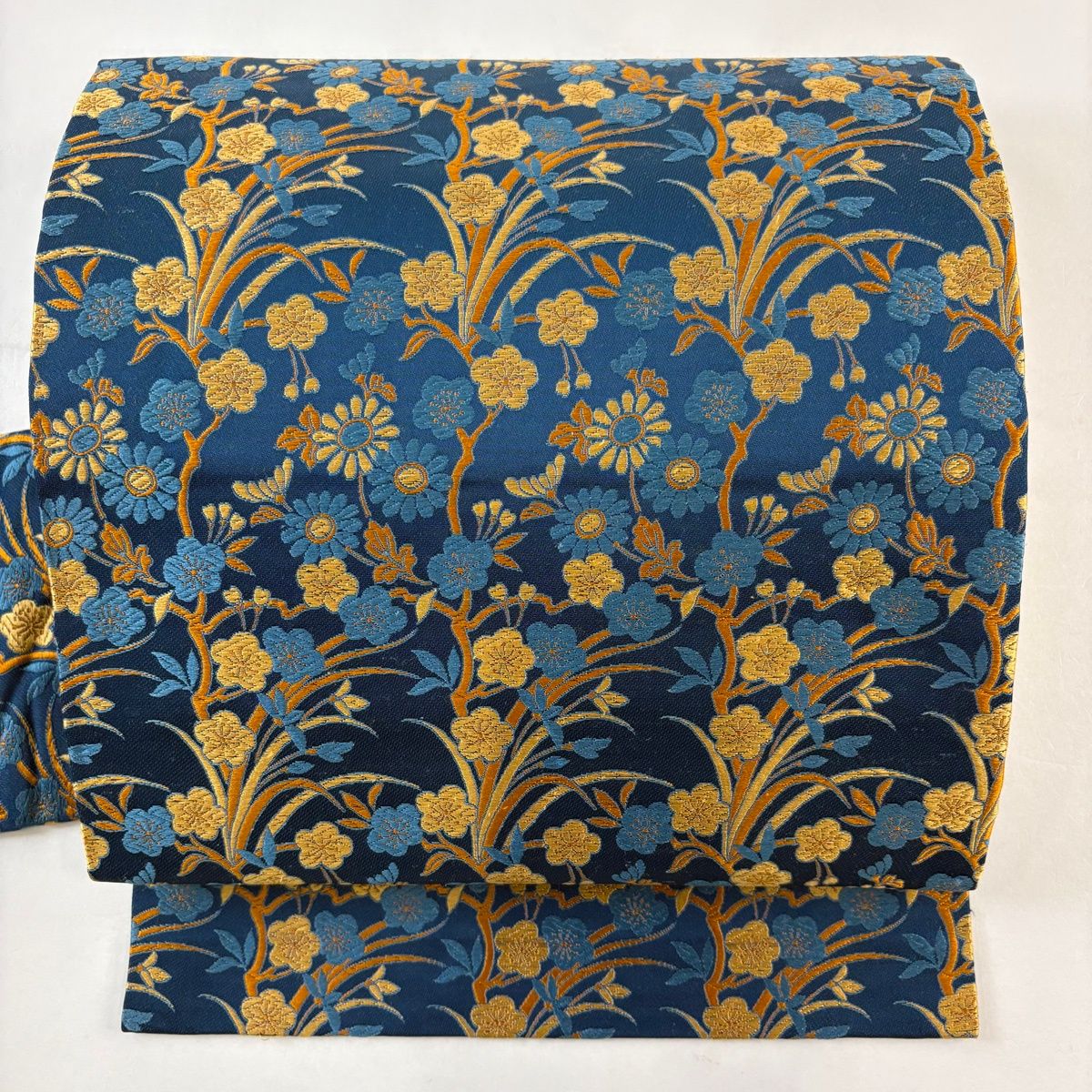 名古屋帯 秀品 草花 梅 唐織 藍色 正絹 【中古】 - メルカリ