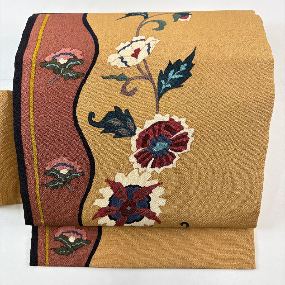 名古屋帯 秀品 花唐草 金彩 縮緬 山吹茶色 正絹 【中古】 - メルカリ