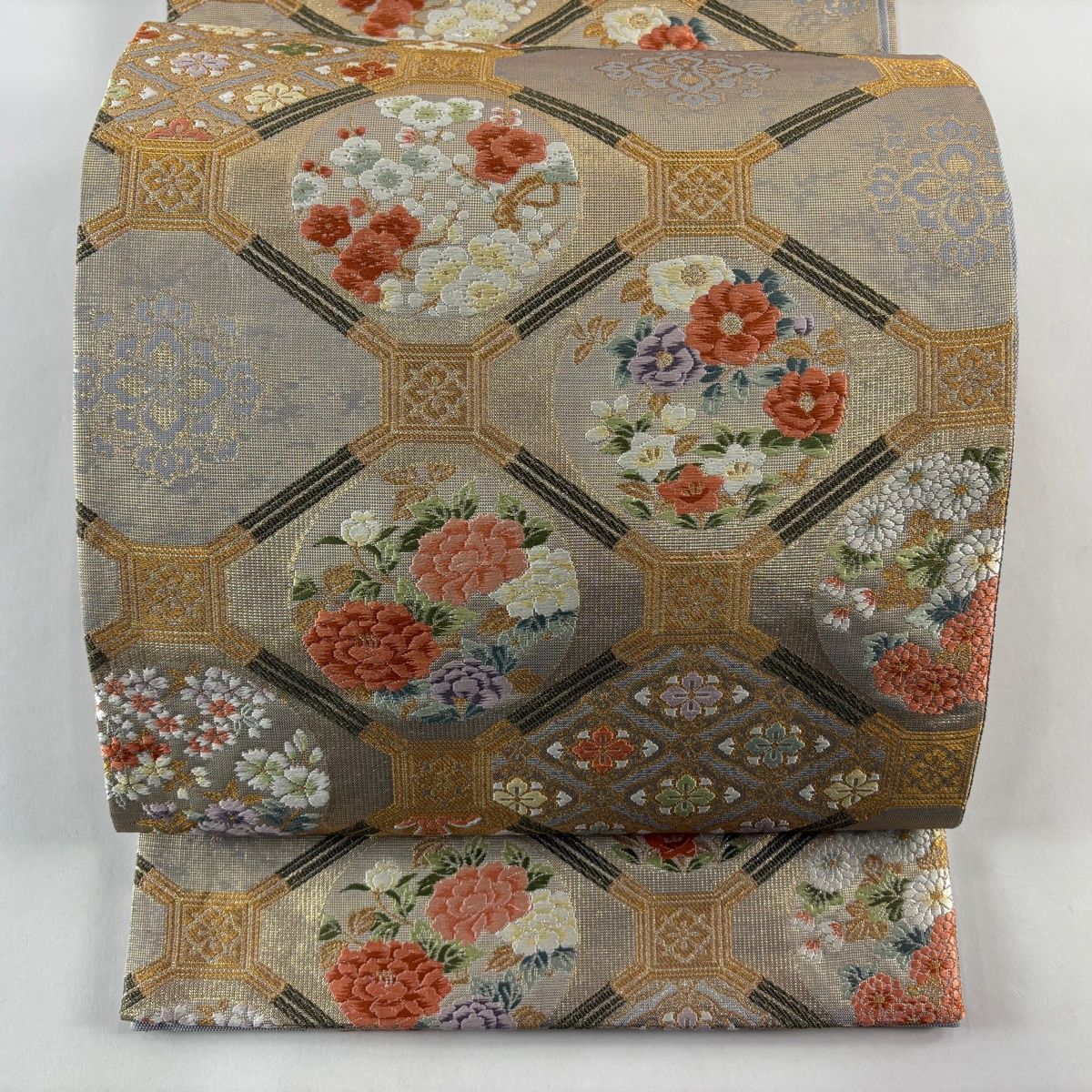 袋帯 秀品 蜀江花丸文 花菱 箔 金糸 金色 六通 正絹