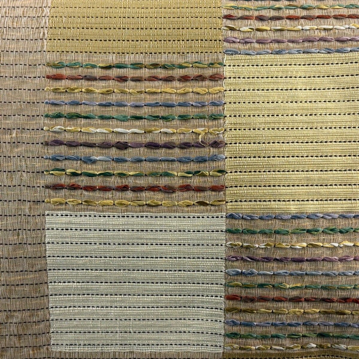 袋帯 秀品 横段 金糸 薄茶色 お太鼓柄 正絹