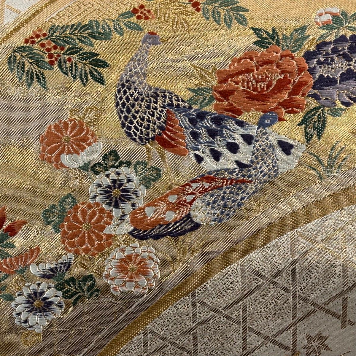 袋帯 秀品 関西仕立て 孔雀 草花 金糸 箔 金色 六通 正絹