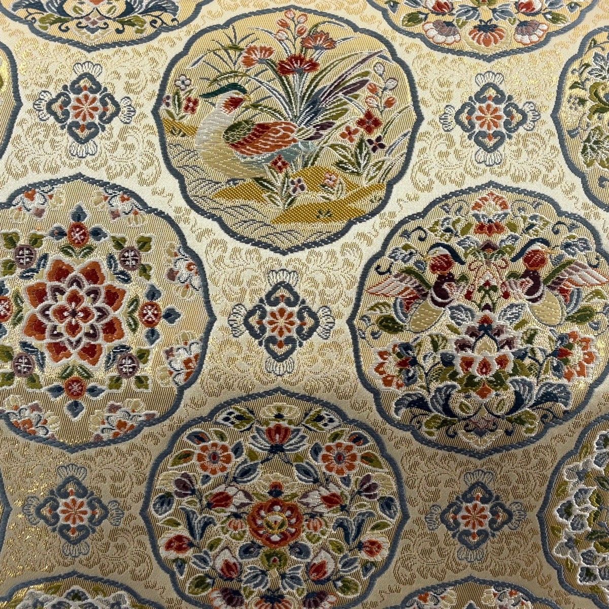 袋帯 秀品 名宝の調へ 花鳥 華文 箔 金糸 ベージュ 六通 正絹