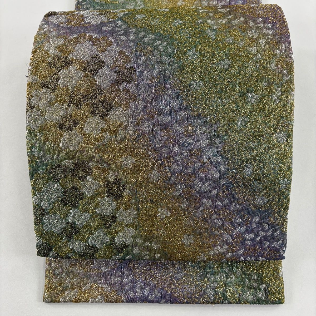 袋帯 秀品 鈴乃屋 草花 花びら 金銀糸 箔 よもぎ色 全通 正絹