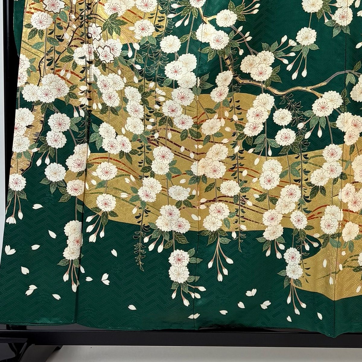 振袖 身丈158 cm 裄丈66.5 M 袷 吾妻徳穂 落款 枝垂れ桜 波 金彩 緑 正絹 秀品