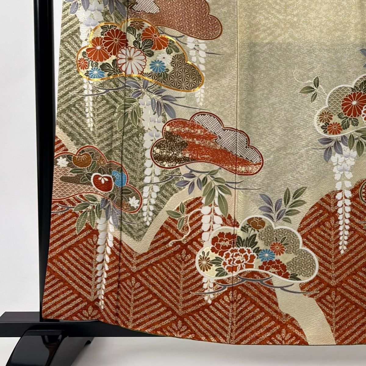 振袖 身丈159 cm 裄丈63 S 袷 松 藤 金糸 金彩 灰緑 正絹 秀品