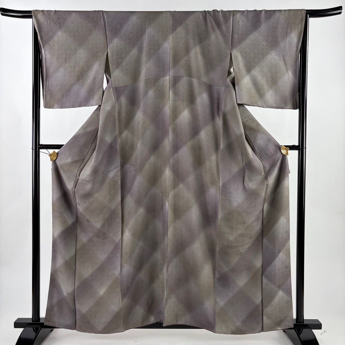 小紋 身丈160 cm 裄丈66.5 M 袷 斉藤三才 落款 地紋 ぼかし 灰紫 正絹 秀品