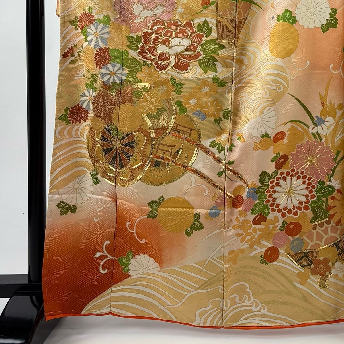 振袖 身丈169 cm 裄丈63 未仕立て 仮絵羽 花車 流水 金糸 金通し オレンジ 正絹 秀品