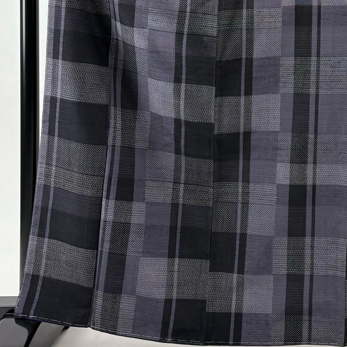 紬 身丈165.5 cm 裄丈67.5 L 袷 背抜き 格子 亀甲絣 灰紫 正絹 秀品