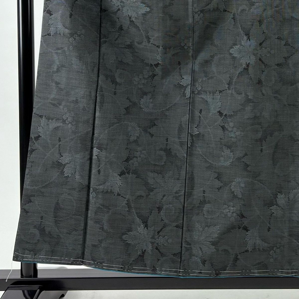 紬 身丈158 cm 裄丈64 M 袷 葡萄唐草 灰緑 正絹 秀品