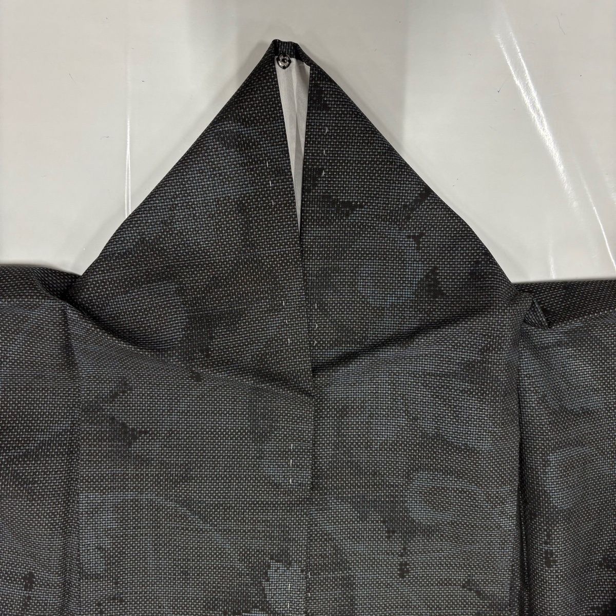 未使用品 紬 黒 葡萄唐草 身丈169.5cm 裄丈69.0cm 袷 正絹 美品】 紬 身丈158cm 裄丈64cm M 袷 葡萄唐草 灰緑 正絹 秀品 【中古