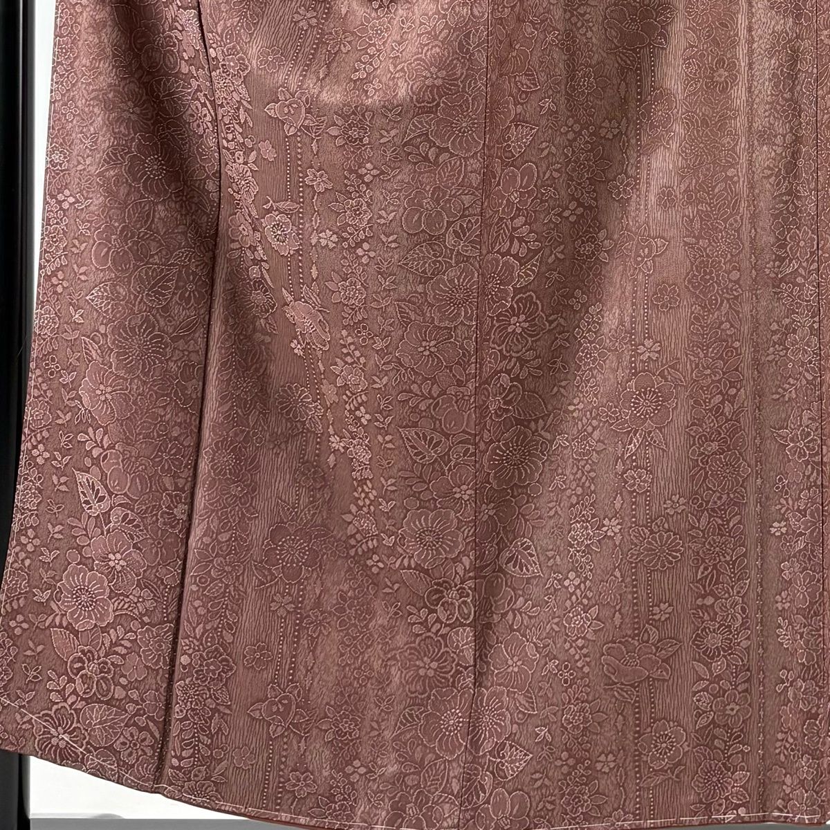 小紋 身丈154 cm 裄丈64.5 M 袷 草花 小豆色 正絹 秀品