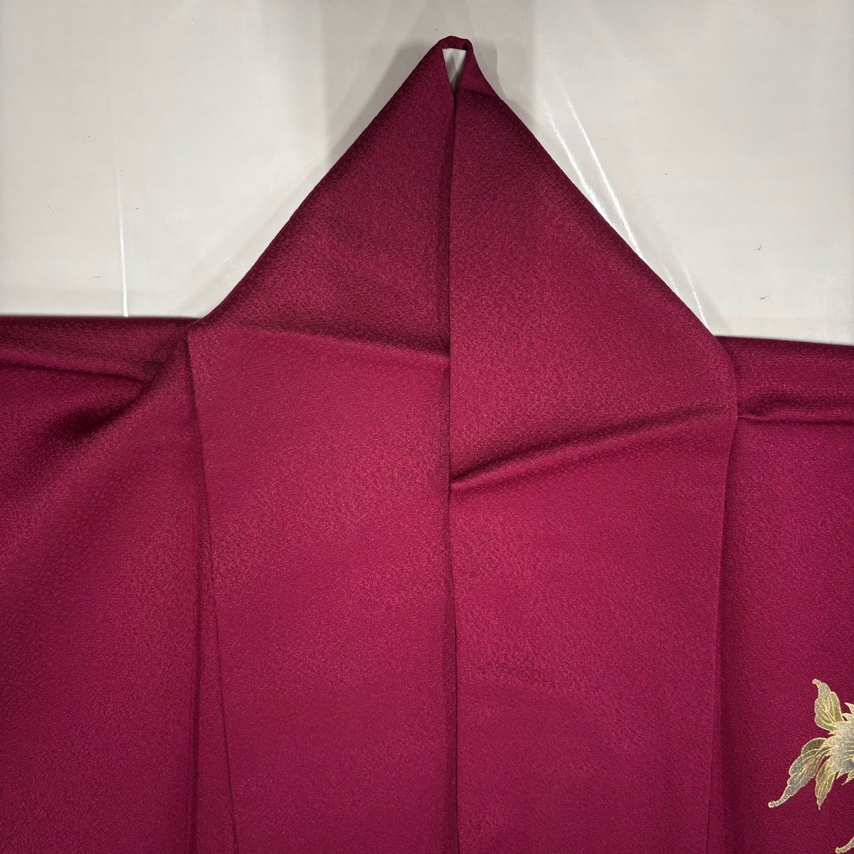  振袖 身丈166 cm 裄丈69 5 L 袷 やまと 草花 蔓帯 金銀彩 ぼかし 赤紫 正絹 秀品 振袖 着物