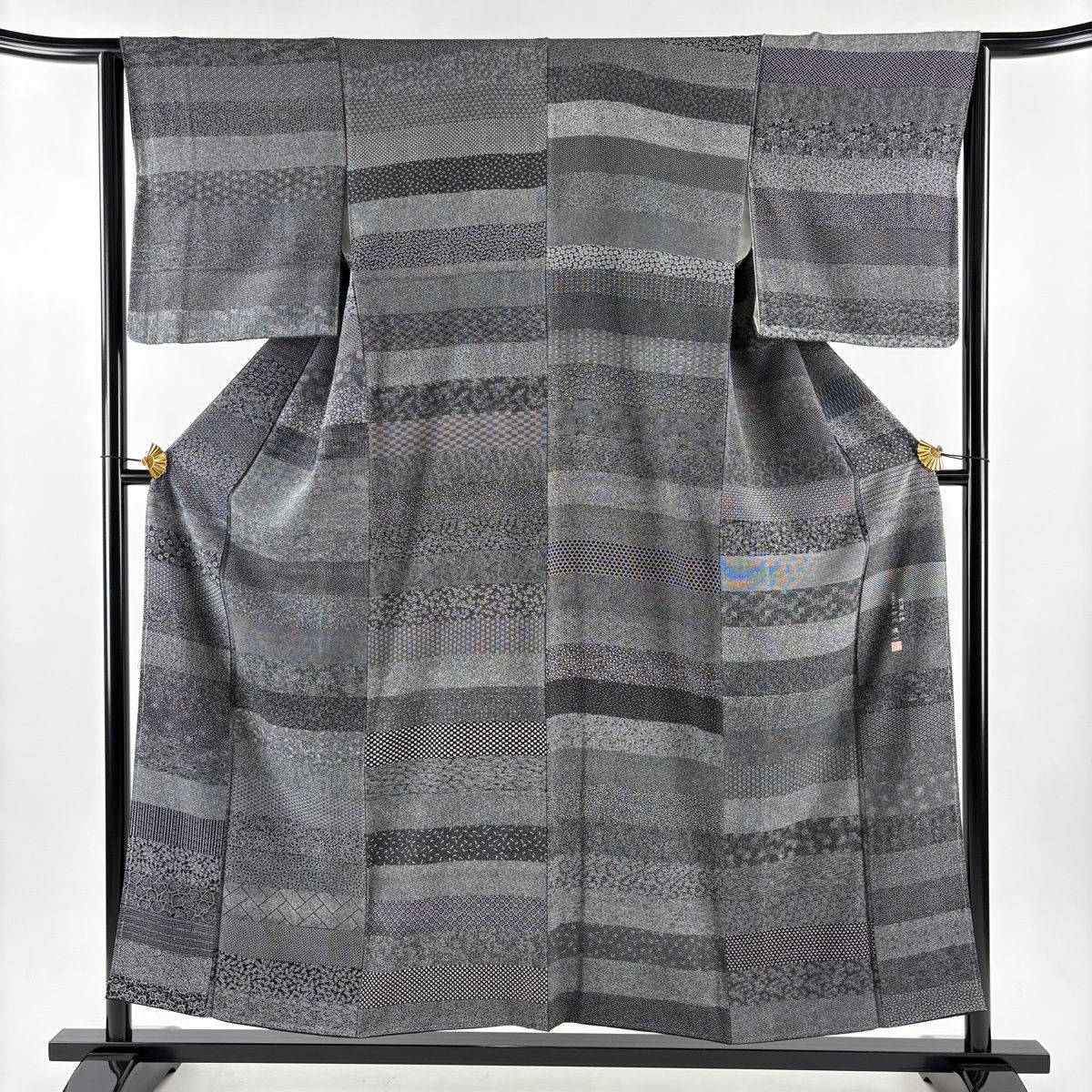 江戸小紋 身丈154.5cm 裄丈64.5cm M 袷 砂川健一 落款 扇 寄せ柄 黒