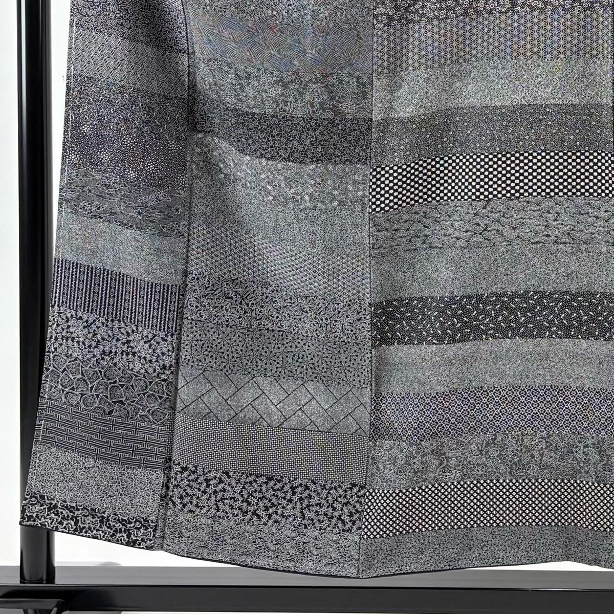 江戸小紋 身丈154.5cm 裄丈64.5cm M 袷 砂川健一 落款 扇 寄せ柄 黒