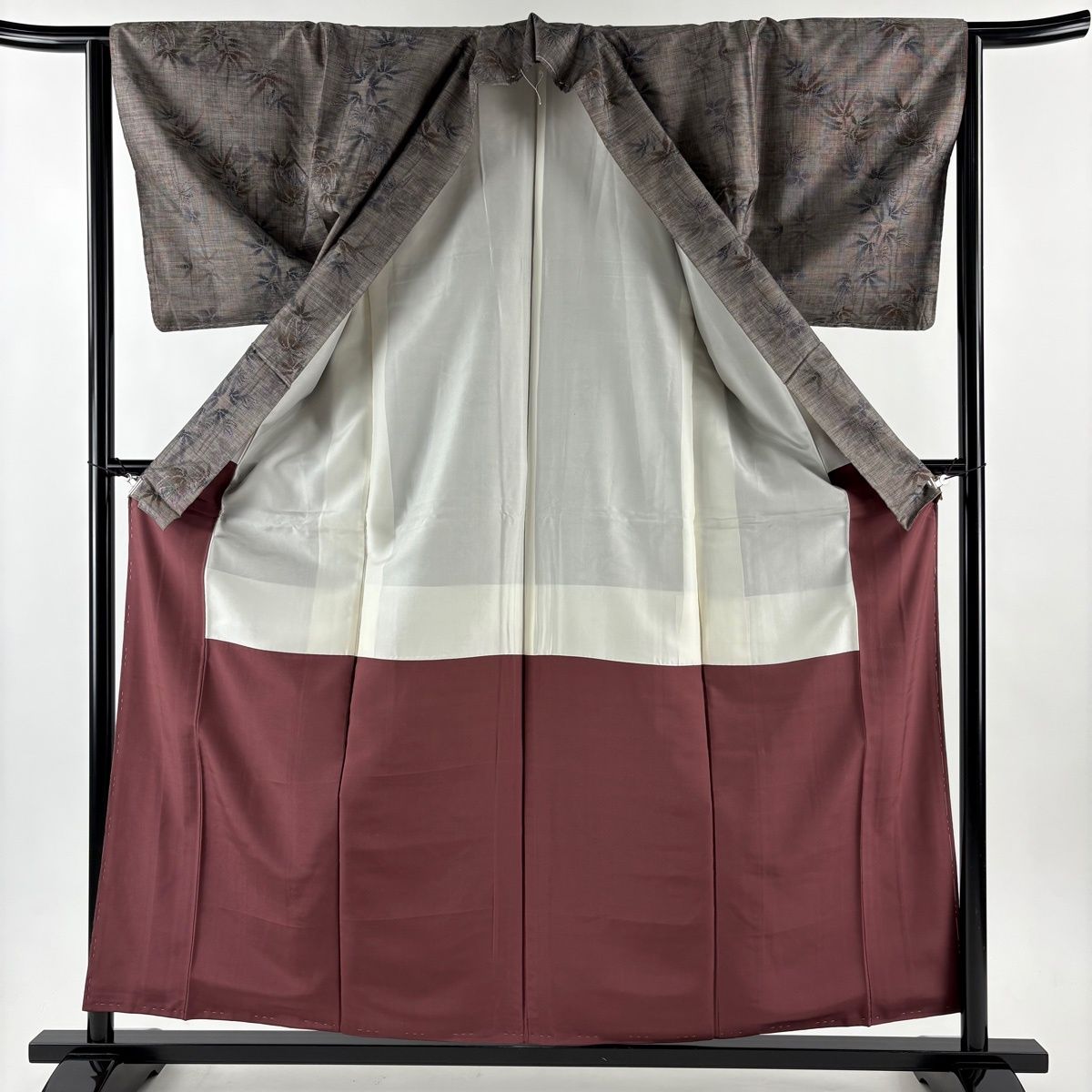  紬 身丈159.5 cm 裄丈63.5 S 袷 笹 灰茶 正絹 秀品 紬 着物