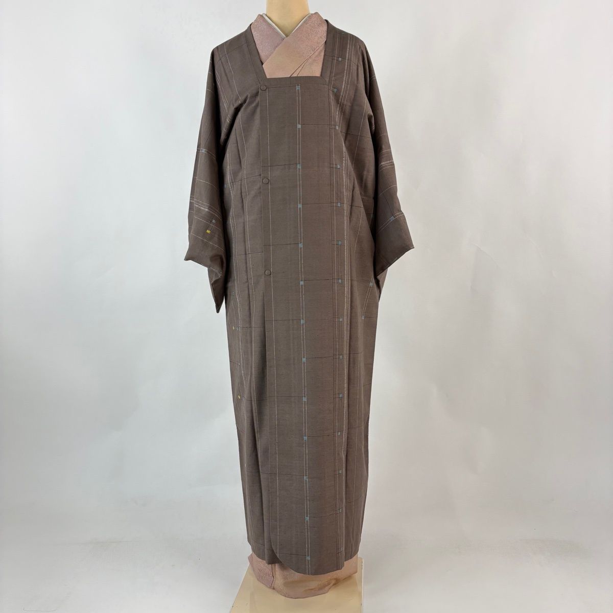 道行 身丈135 cm 裄丈69 L 和装コート 角衿 彩美紬地 縞 幾何学模様 小豆色 正絹 秀品