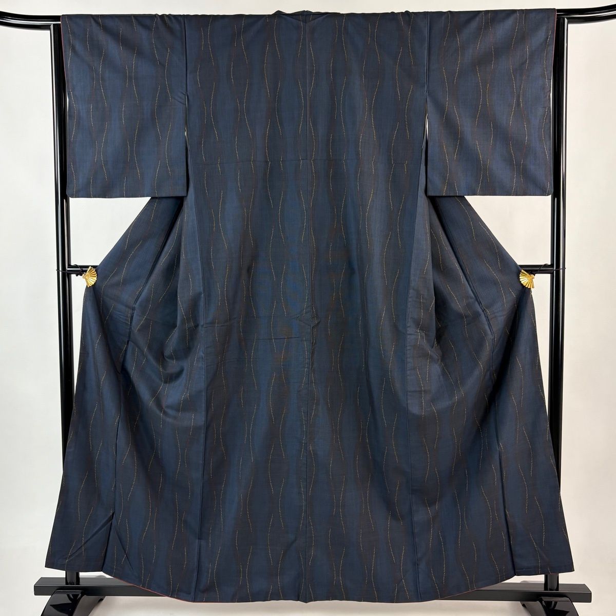 紬 身丈159.5 cm 裄丈63.5 S 袷 立涌 濃紺 正絹 秀品